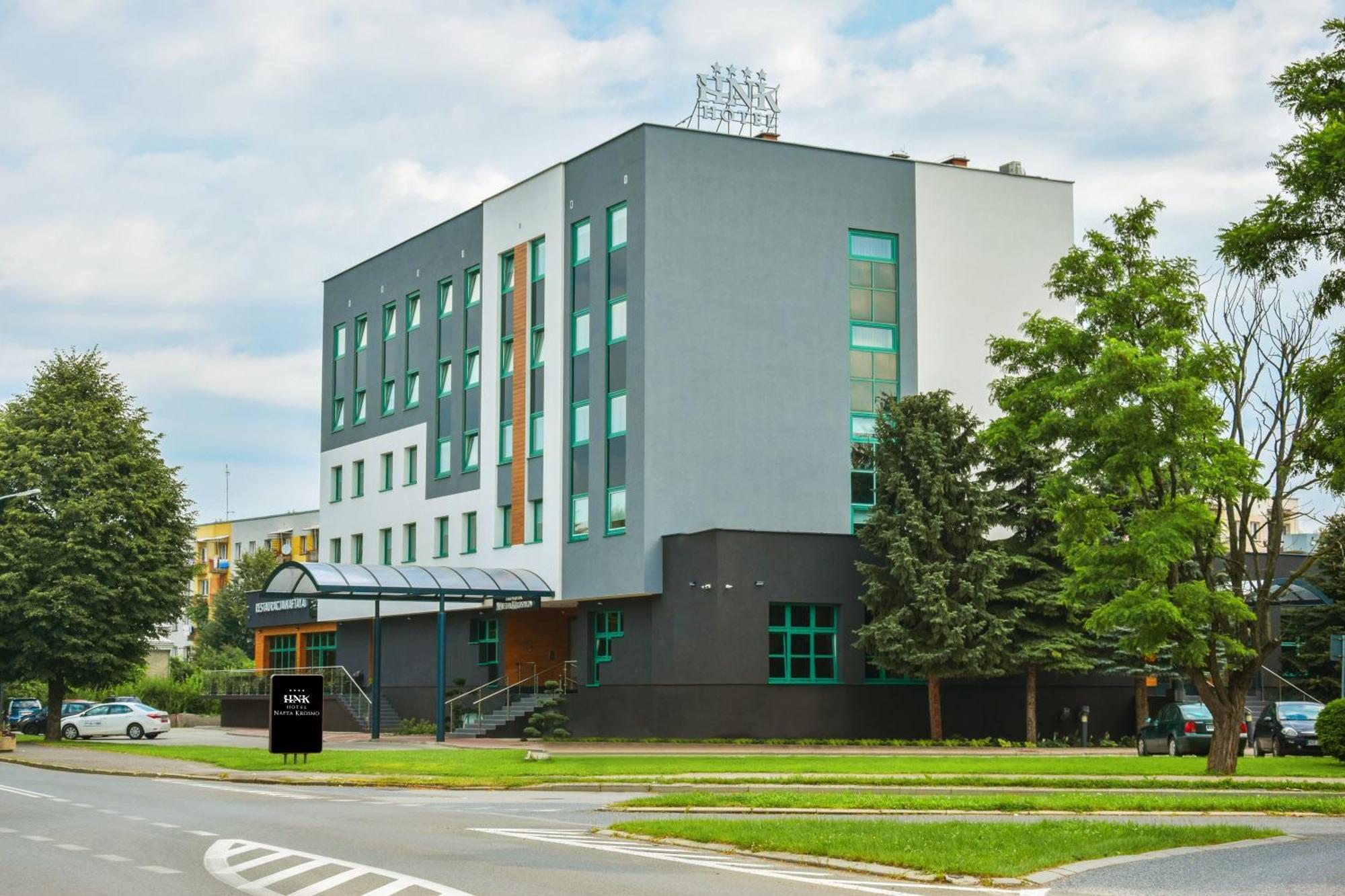 Hotel Nafta Krosno Exterior photo
