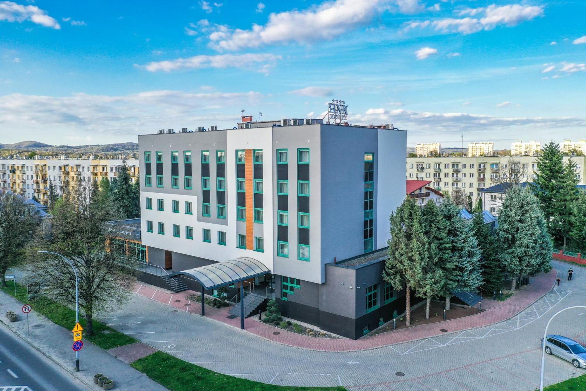 Hotel Nafta Krosno Exterior photo